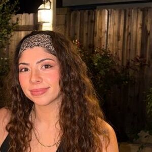 Meet your Posher, Keeley